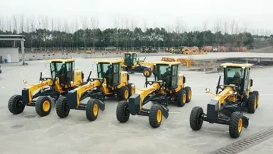 Автогрейдер PY190H