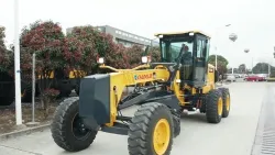 Автогрейдер PY220H