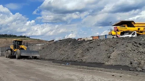 Автогрейдер PY320T в работе на штольне