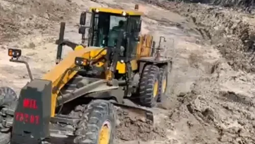 Автогрейдер PY350T для планировки грунта