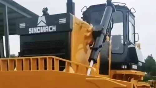 Гусеничный бульдозер YD320