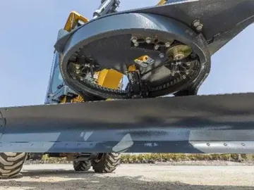 Автогрейдер PY130H