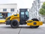 Одновальцовый грунтовый каток GYS10J