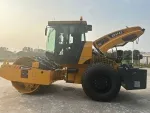 Одновальцовый грунтовый каток GYS142L