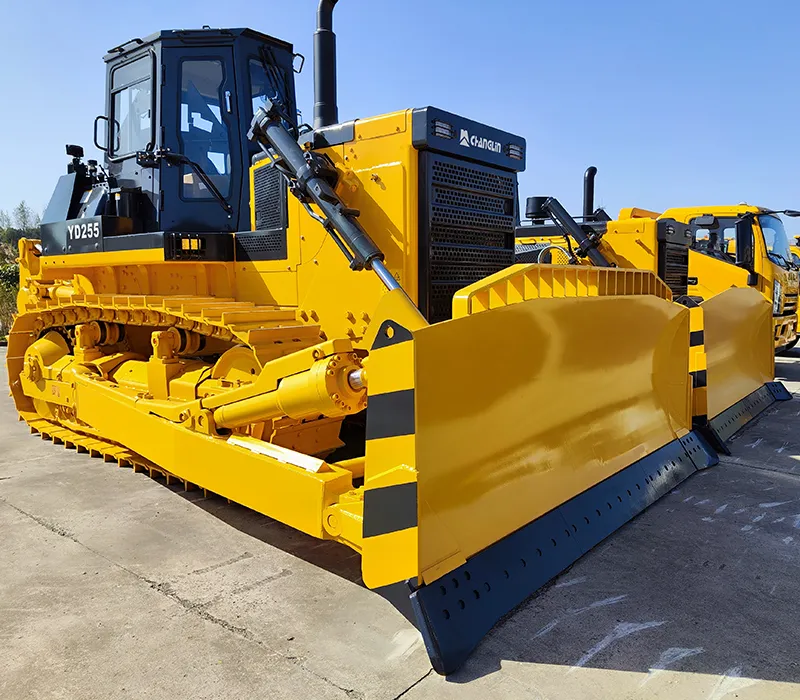 Гусеничный бульдозер YD255