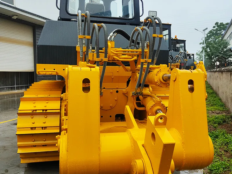 Гусеничный бульдозер YD320